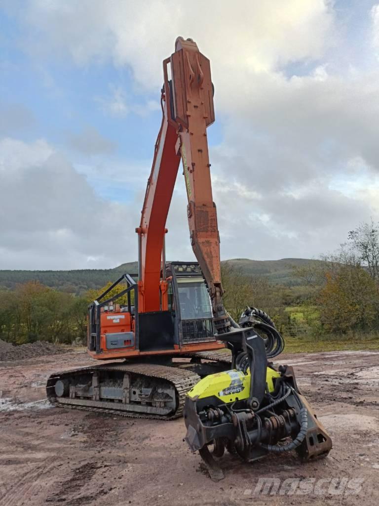 Doosan DX225 收穫機