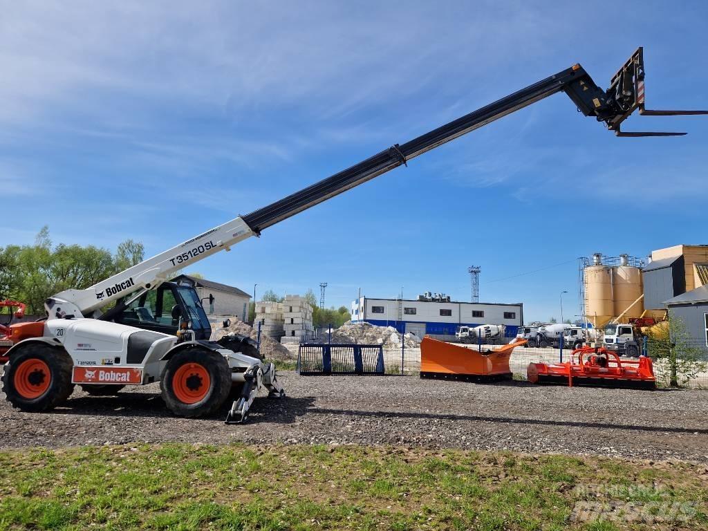 Bobcat T35120 伸縮臂操作車