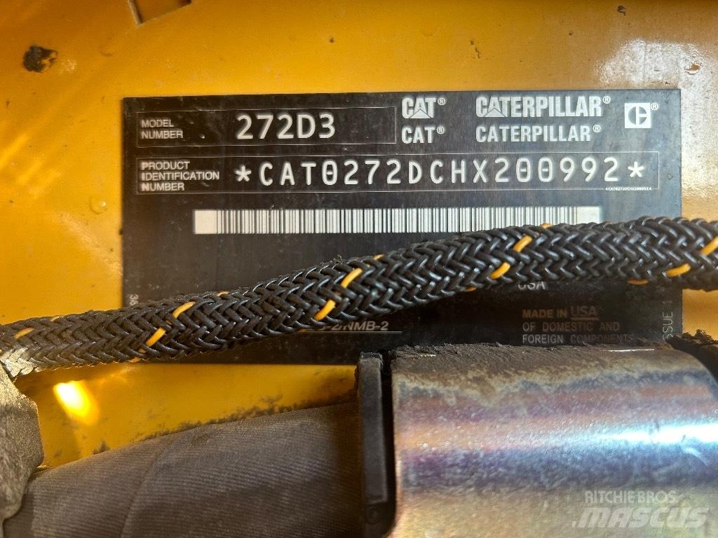 CAT 272 D3 滑移轉向裝載機