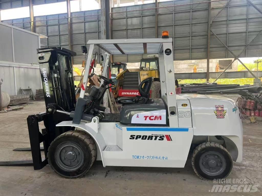 TCM FD50 柴油卡車