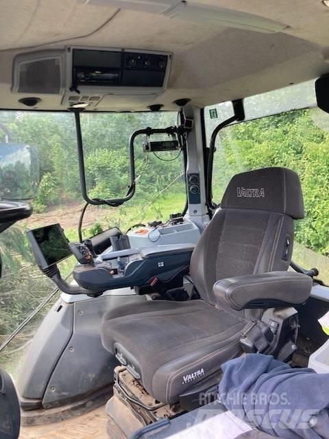 Valtra T235V 曳引機