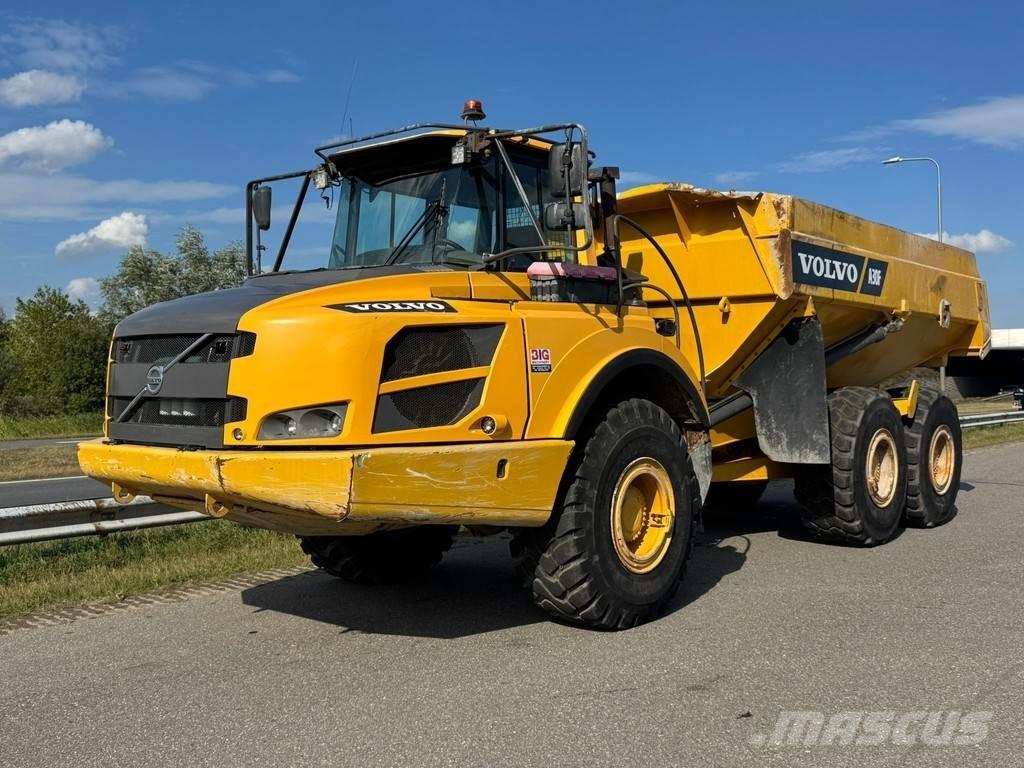 Volvo A30F 鉸接式起吊車