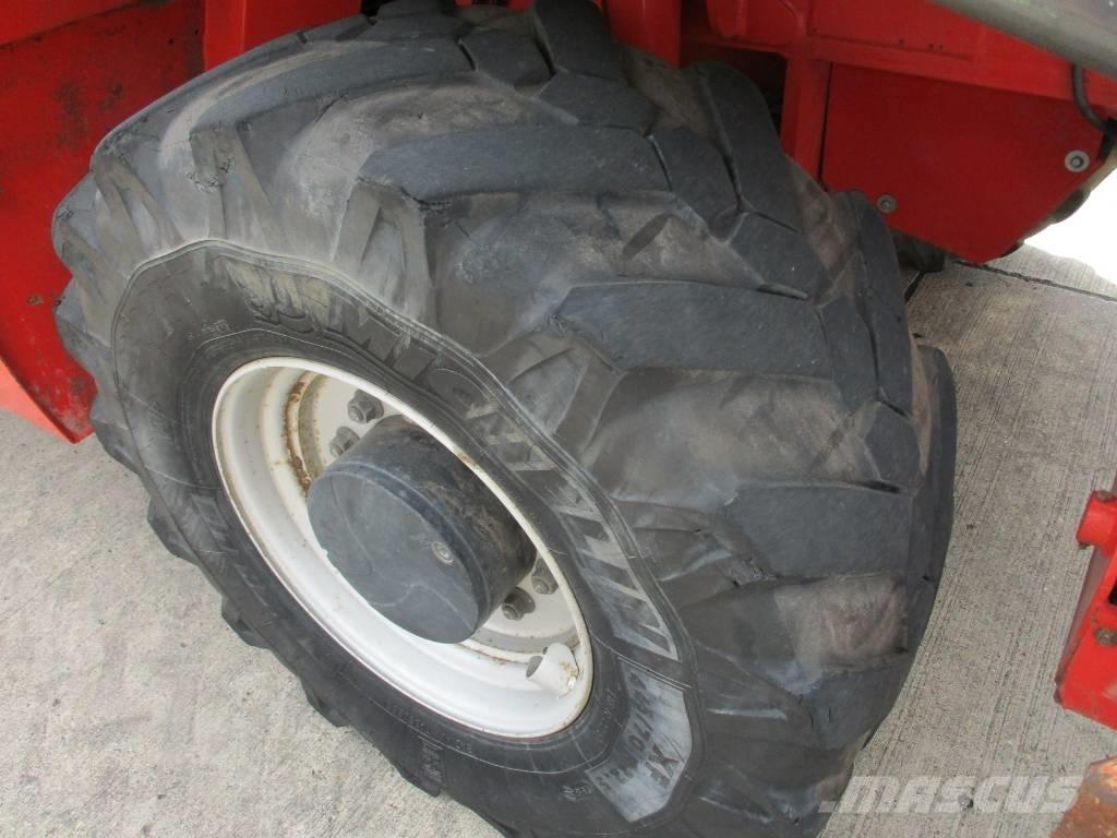 Manitou MRT 2150 (719) 伸縮臂操作車