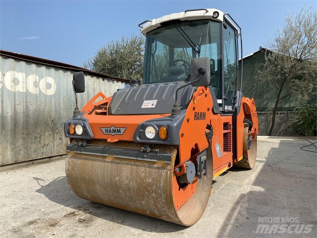 Hamm HD 110 雙輪滾壓機