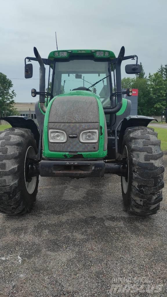 Valtra T170 曳引機