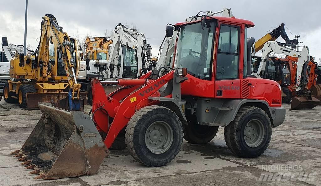 Volvo L 30 G 輪胎式裝載機