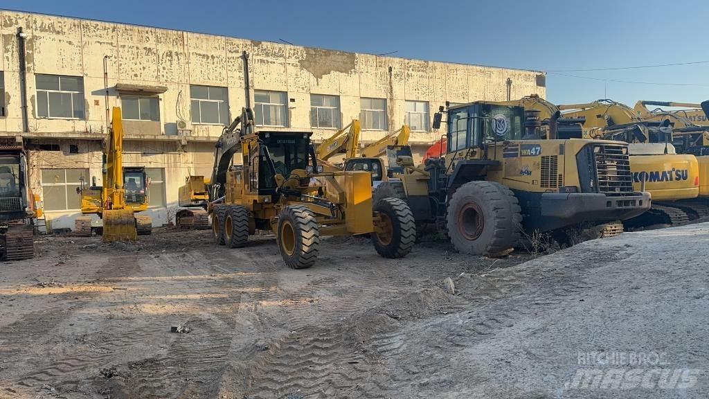 CAT 140 H 平土機
