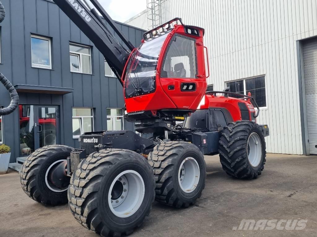 Komatsu 901 收穫機