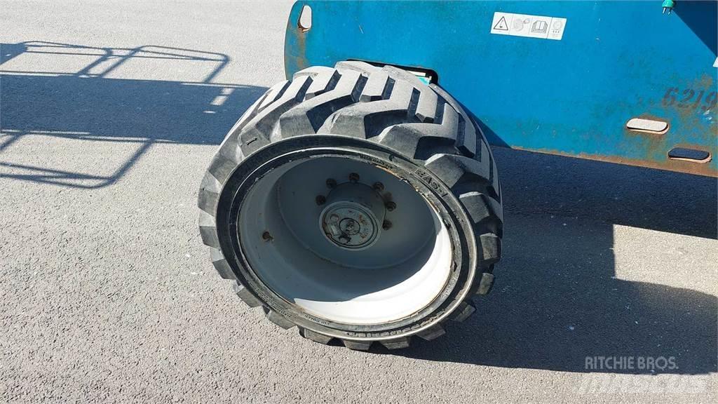 Genie S60HCE 伸縮臂高空作業車