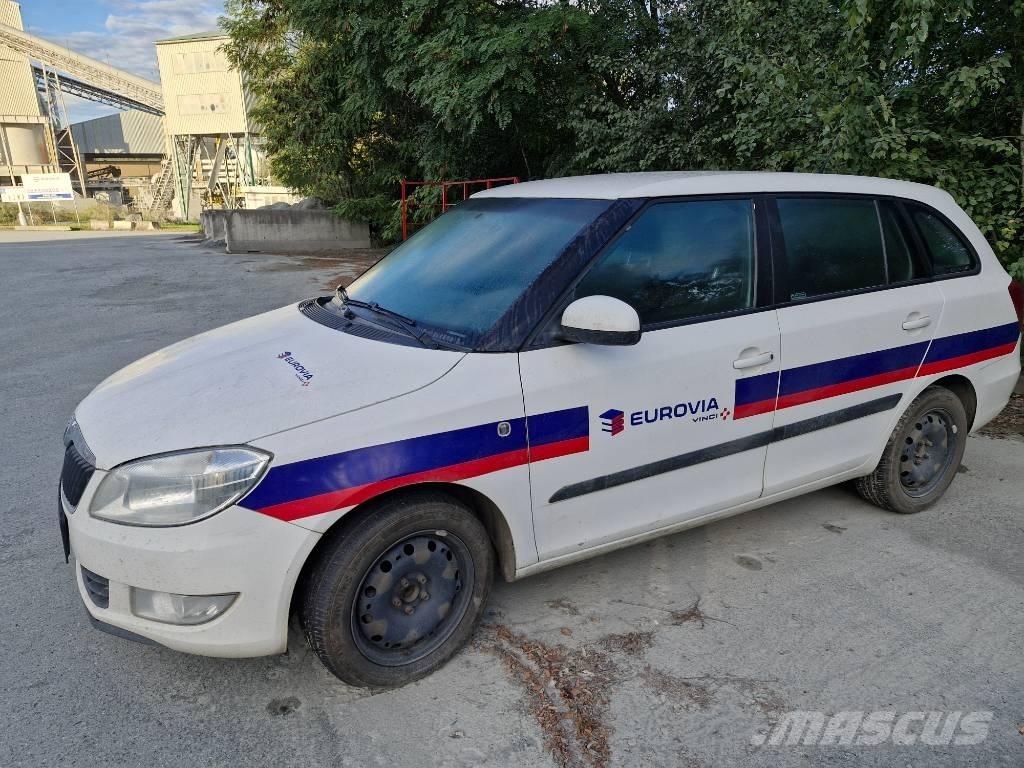 Skoda FABIA 汽車