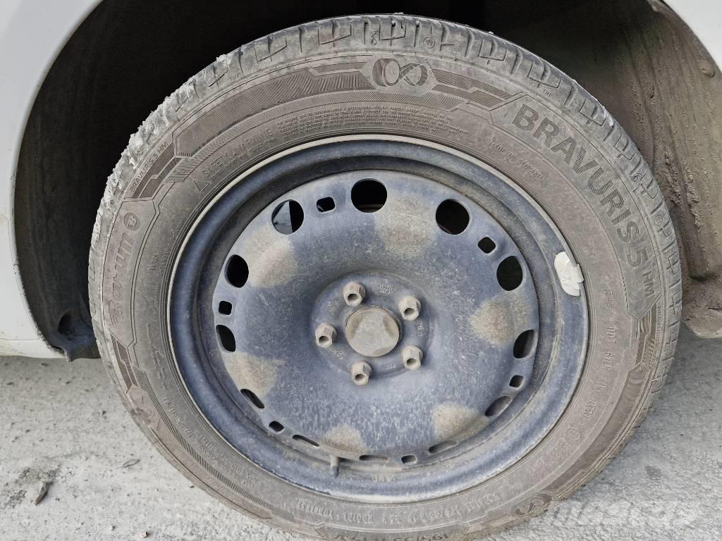 Skoda FABIA 汽車