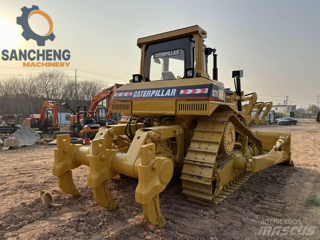 CAT D7R 履帶推土機