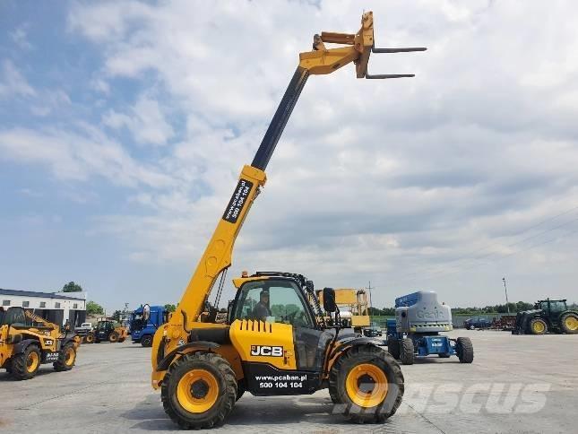 JCB 531-70 - BC24 伸縮臂操作車