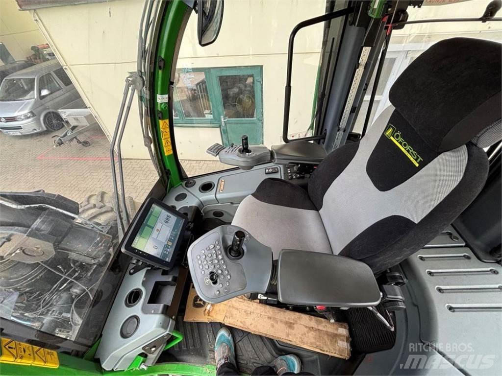 John Deere 1270 G 收穫機