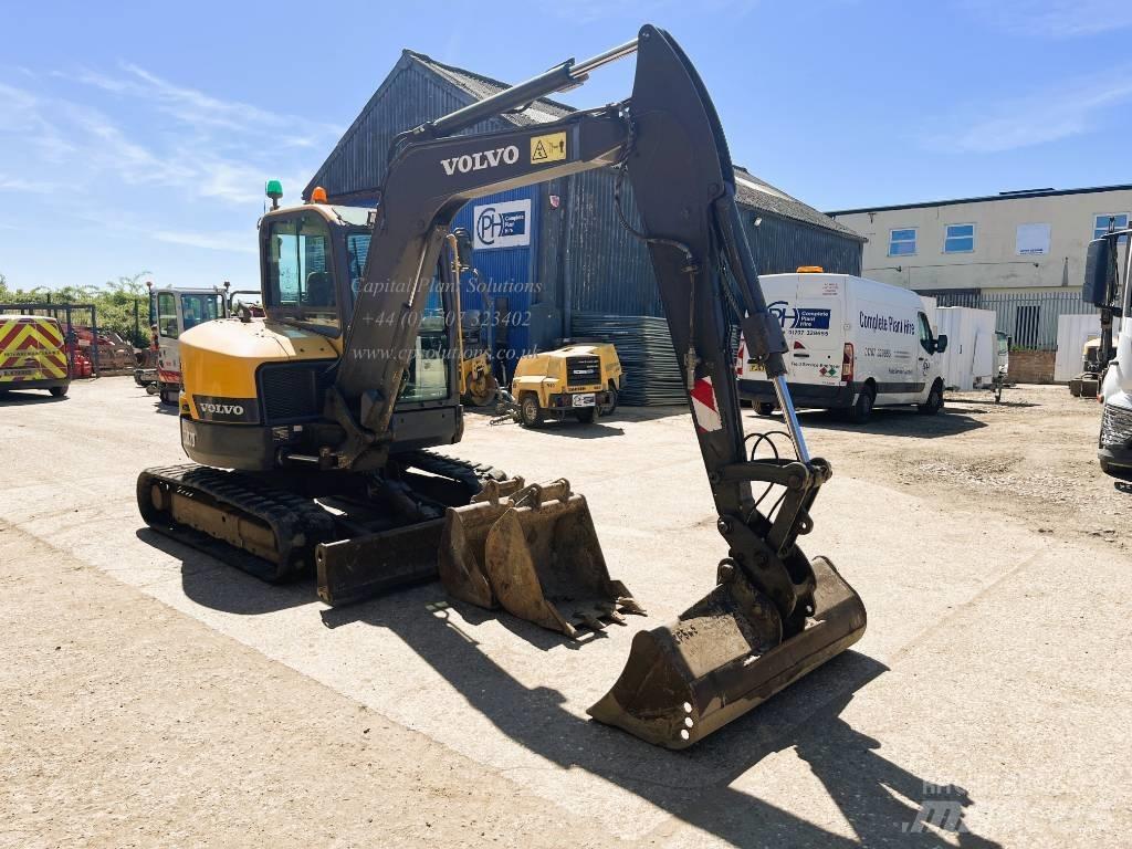 Volvo ECR 58 D 小型挖土機/掘鑿機<7t(小型挖掘機)