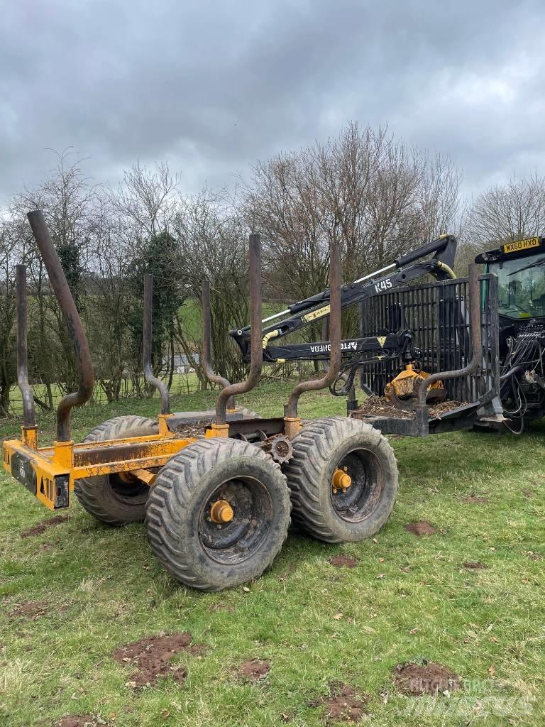 Valtra N122 曳引機
