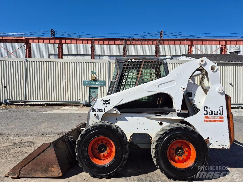Bobcat S 300 滑移轉向裝載機