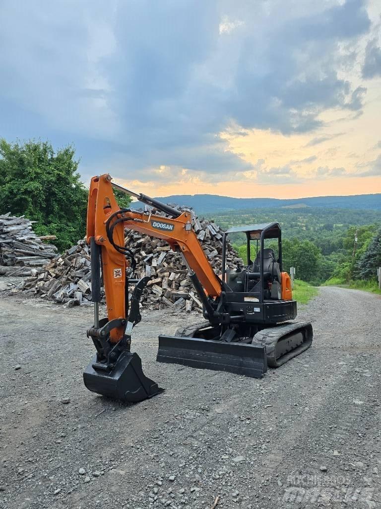Doosan DX 50 Z 履帶式 挖土機/掘鑿機/挖掘機