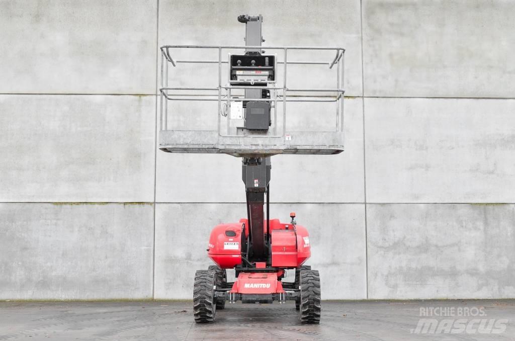 Manitou 200 ATJ 曲臂高空作業車