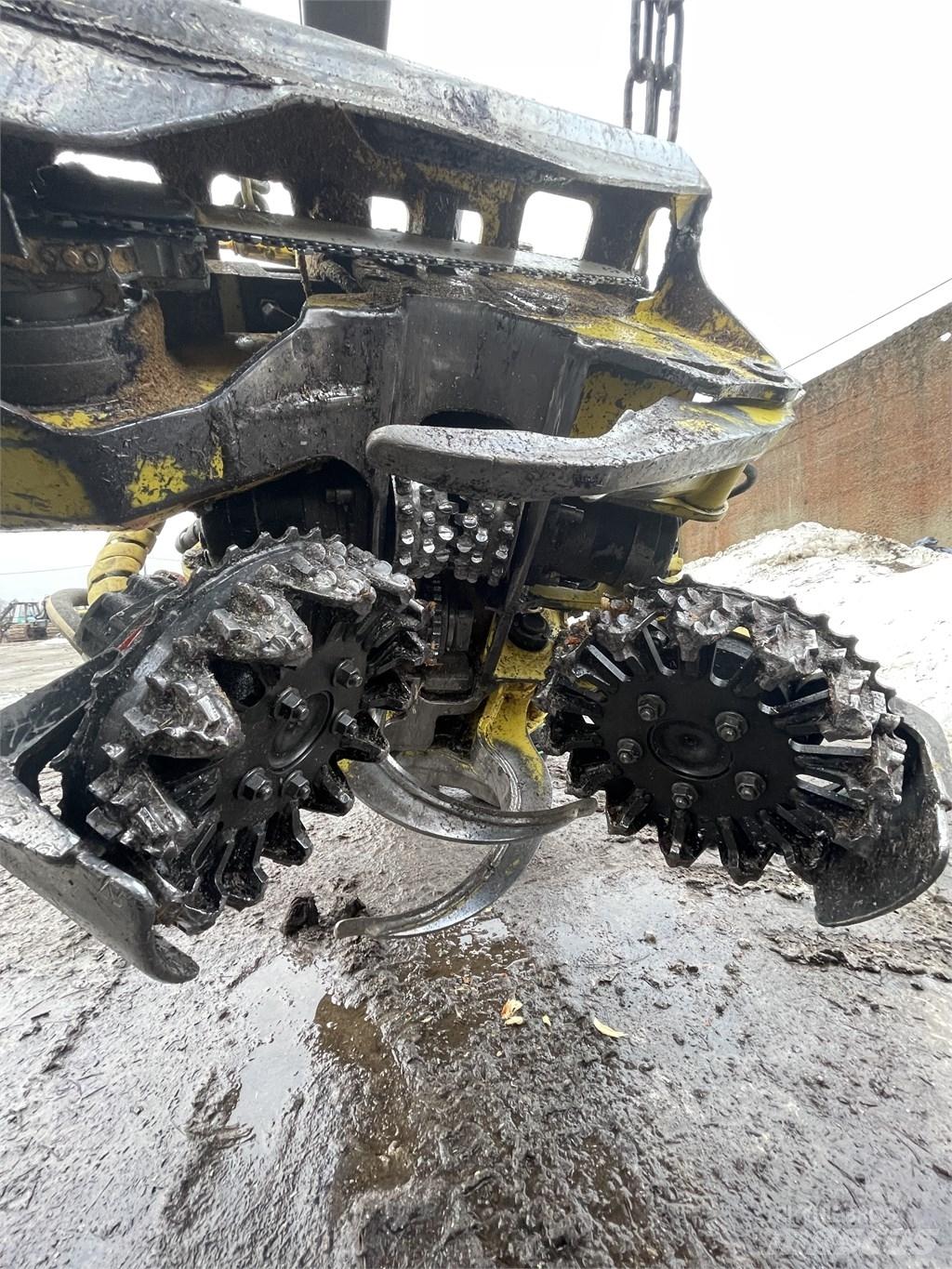 John Deere 1070G 收穫機