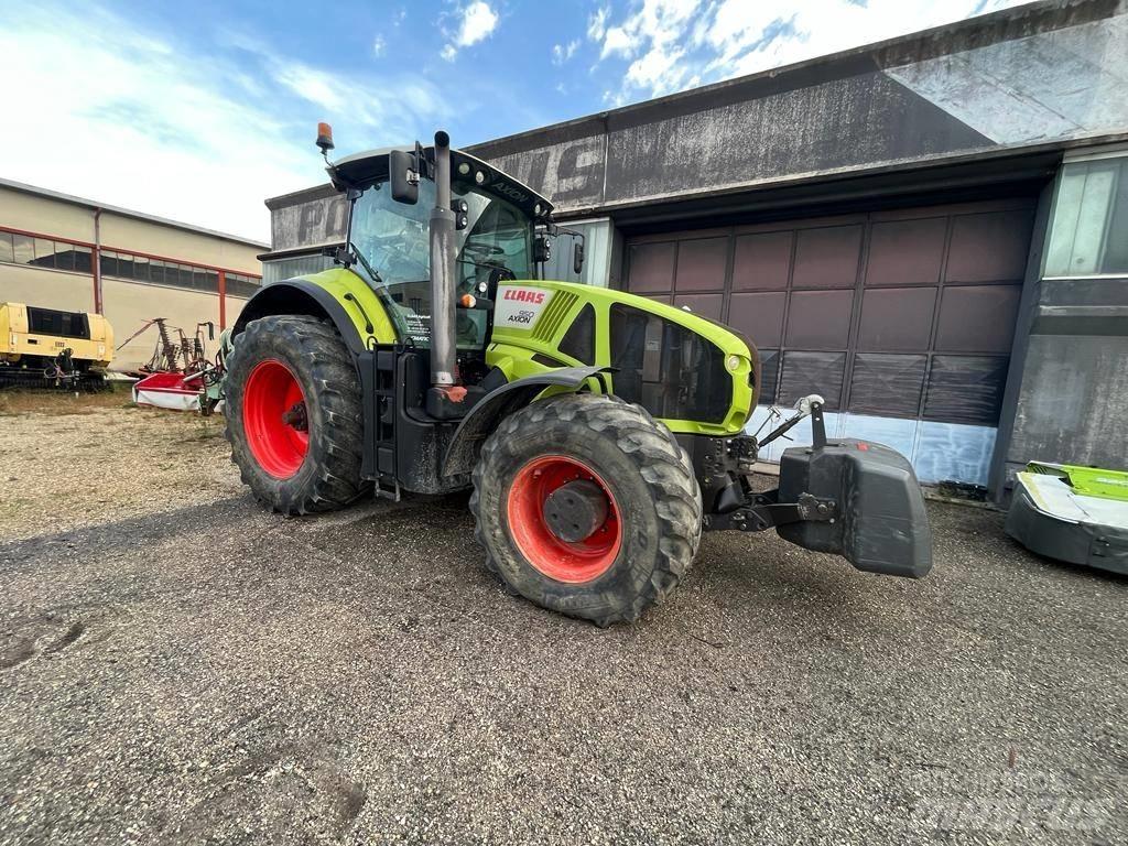 CLAAS Axion 810 曳引機