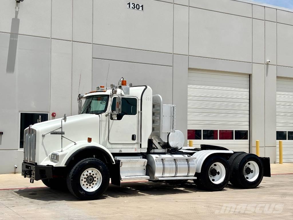 Kenworth T 800 曳引機組件