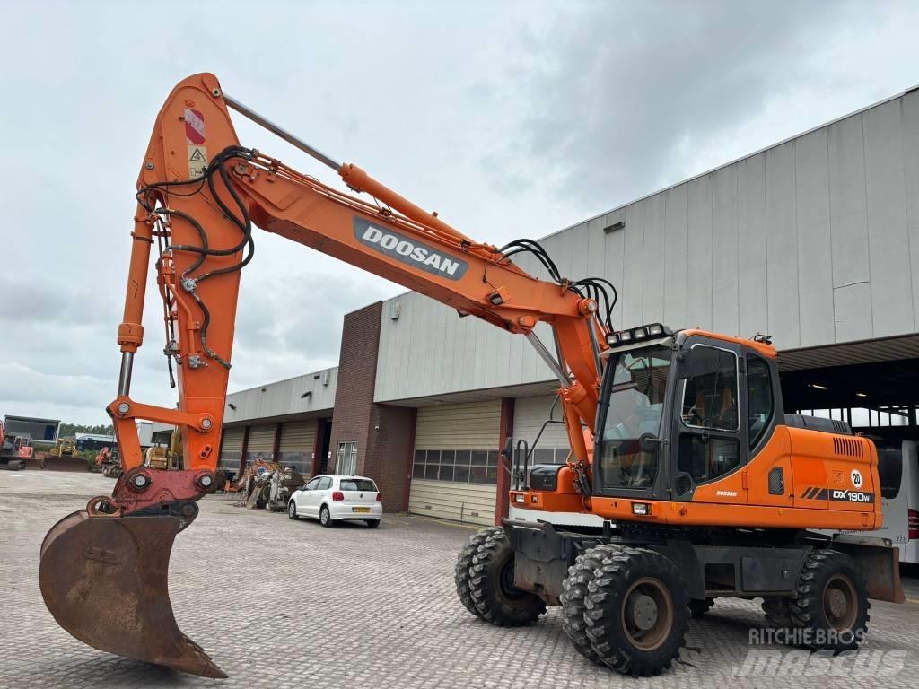 Doosan DX 190 W 旋轉式挖土機/掘鑿機/挖掘機