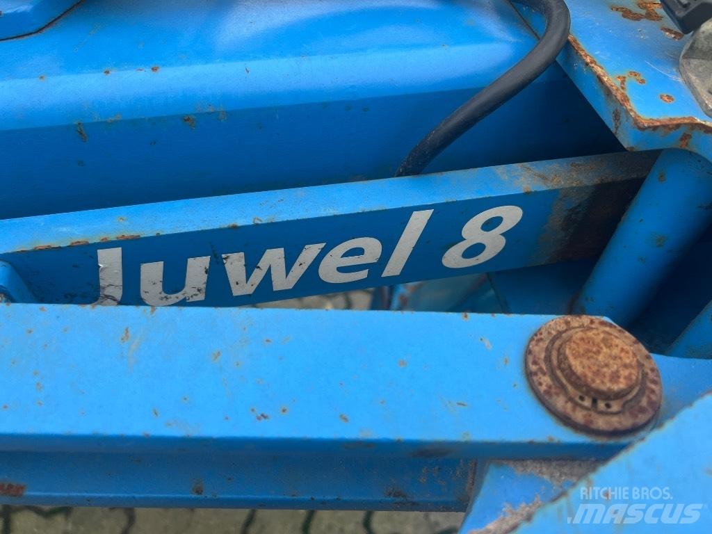 Lemken Juwel 8 雙向犁