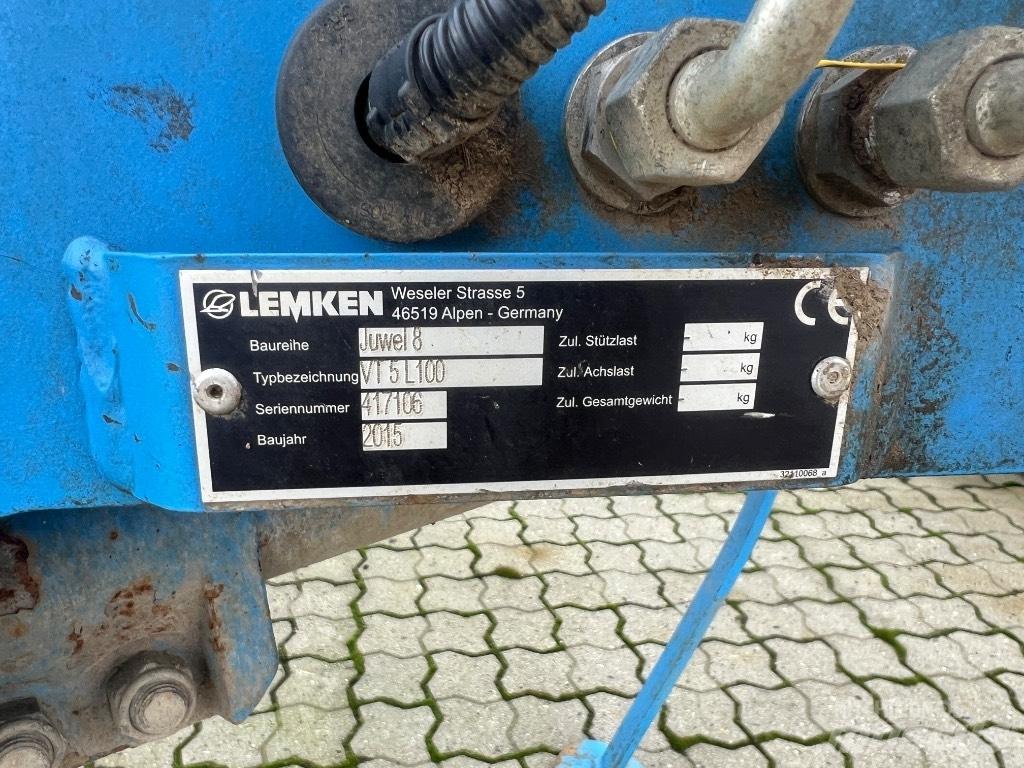 Lemken Juwel 8 雙向犁