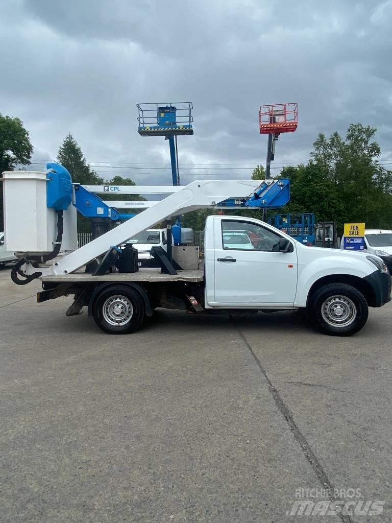 Isuzu D-Max 起重機卡車