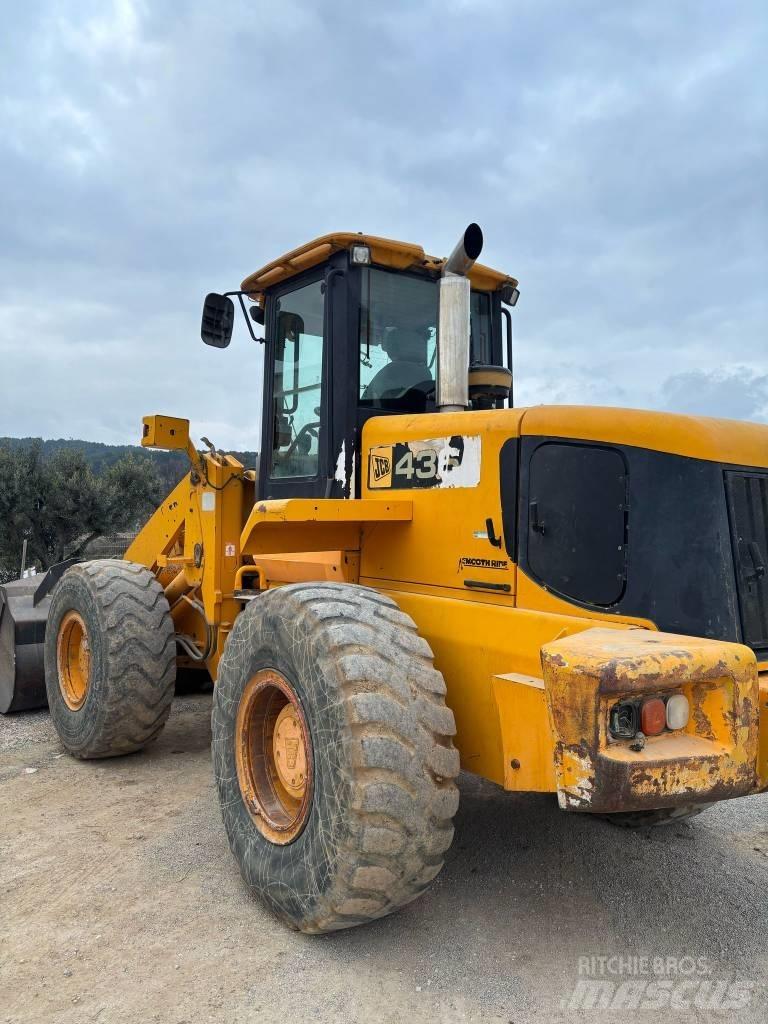 JCB 436 輪胎式裝載機