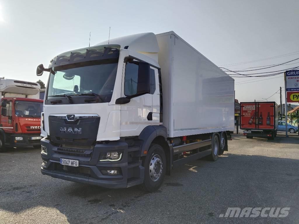 MAN TGS 26.360 貨箱式卡車