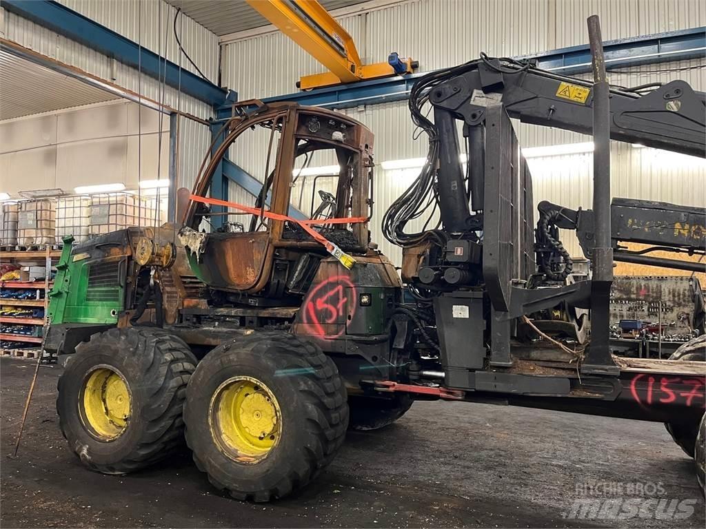 John Deere 1210E 集運機
