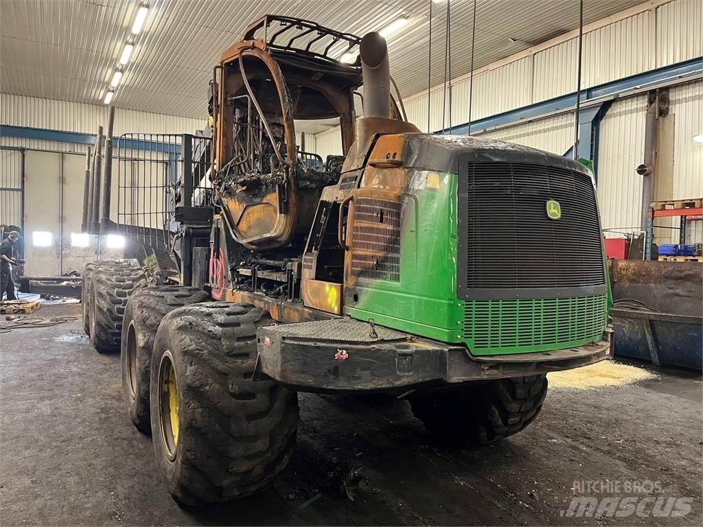John Deere 1210E 集運機