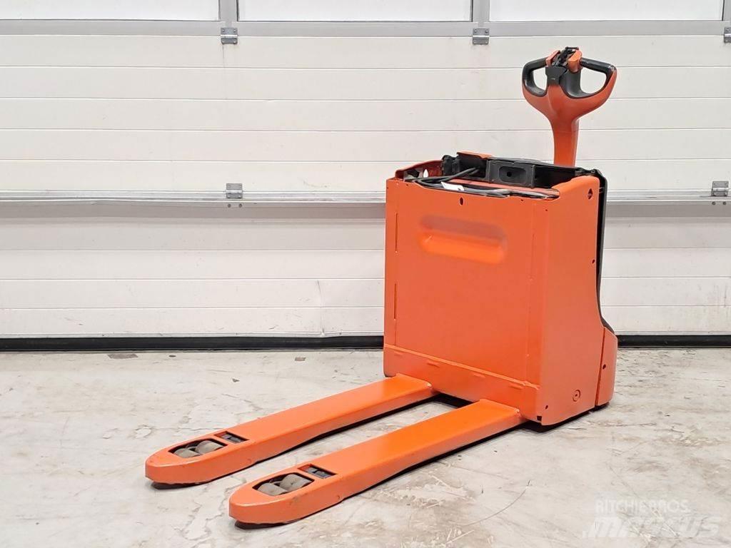 Linde T16 低架升降機