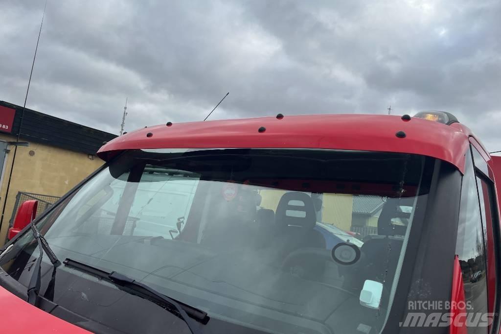 Iveco Daily 70C18H/P 救援車
