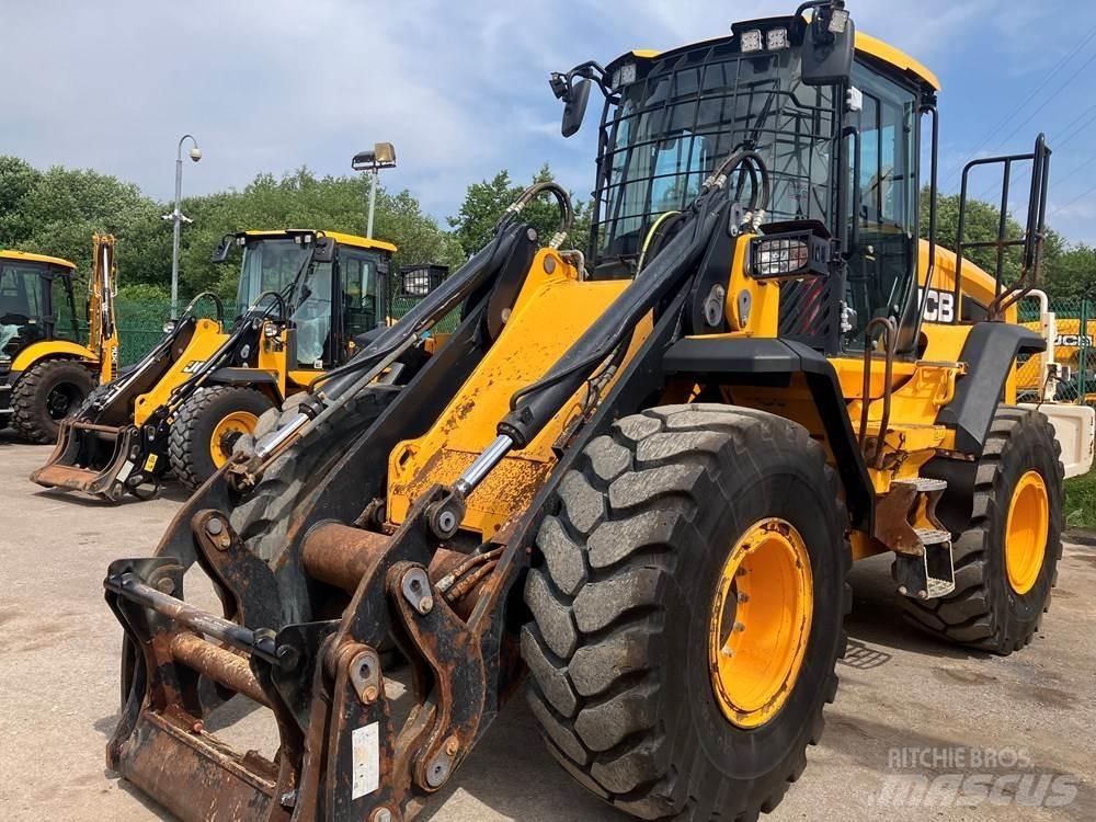 JCB 437 輪胎式裝載機