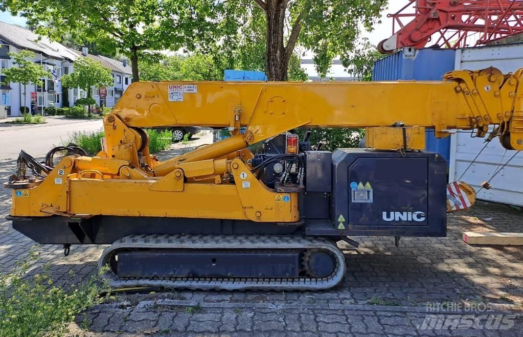 Unic B-506-5.2 履帶式起重機