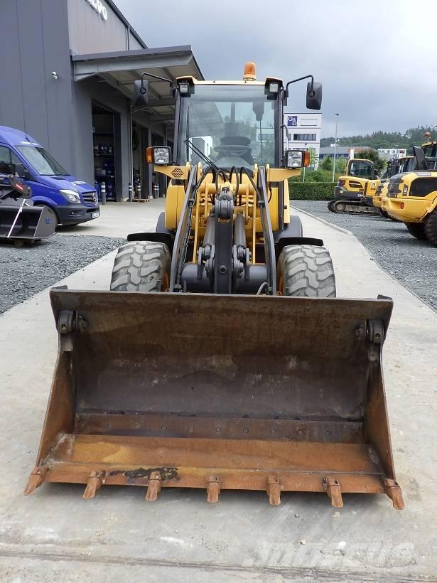 Volvo L 25 F 輪胎式裝載機