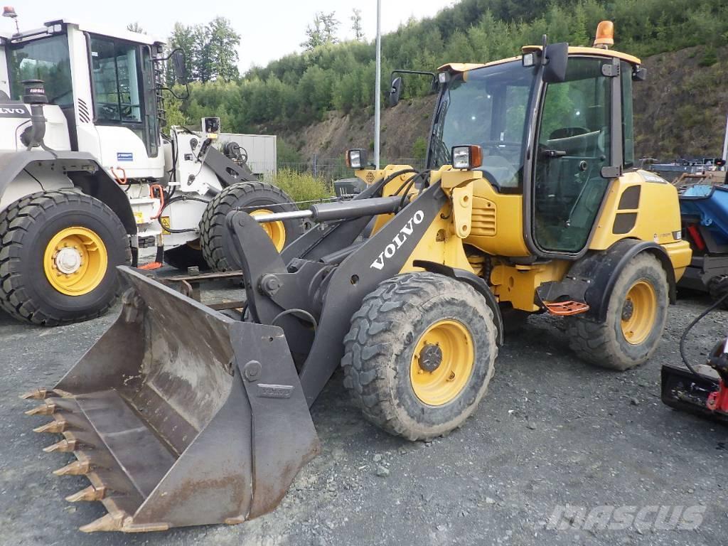 Volvo L 25 F 輪胎式裝載機