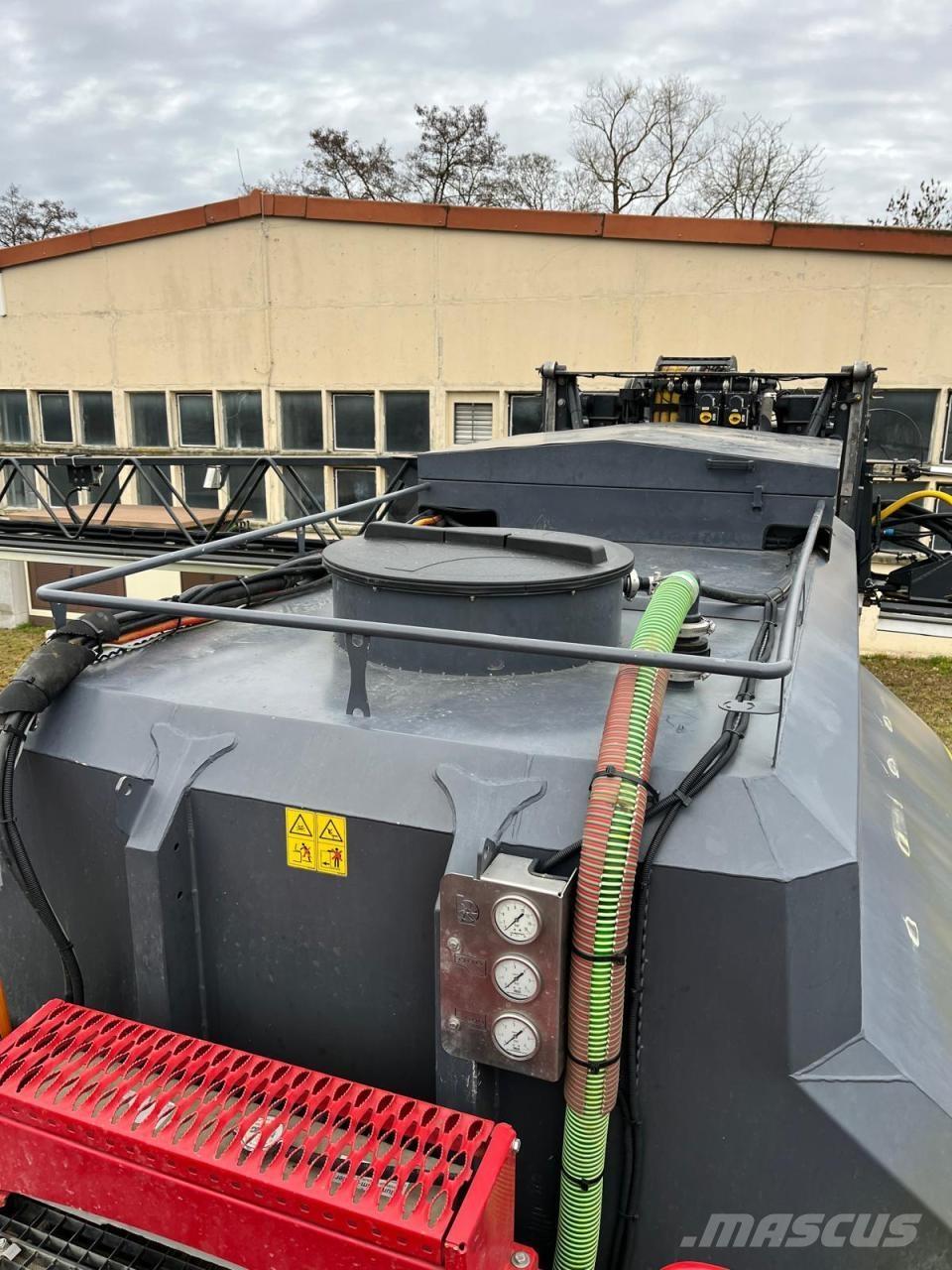 Horsch LEEB PT 280 自走式噴霧機