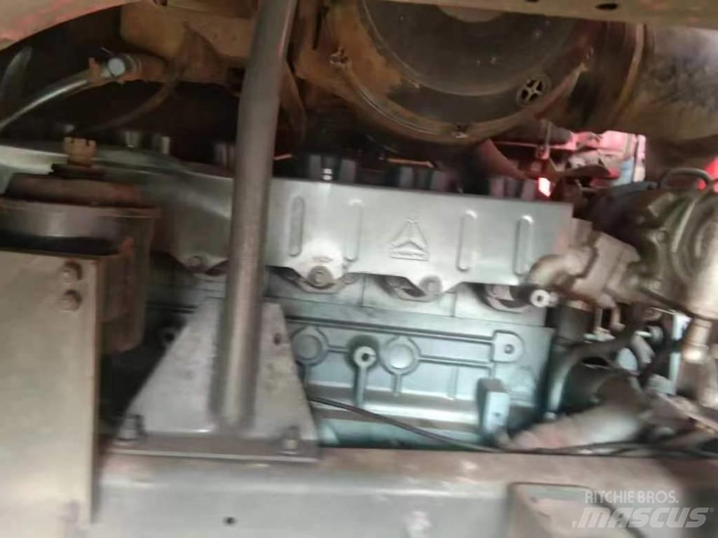 Howo 6X4 傾卸式卡車