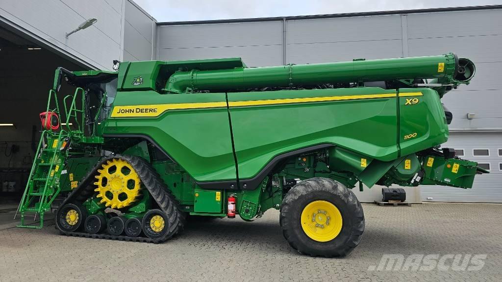 John Deere X9 1100 聯合收穫機