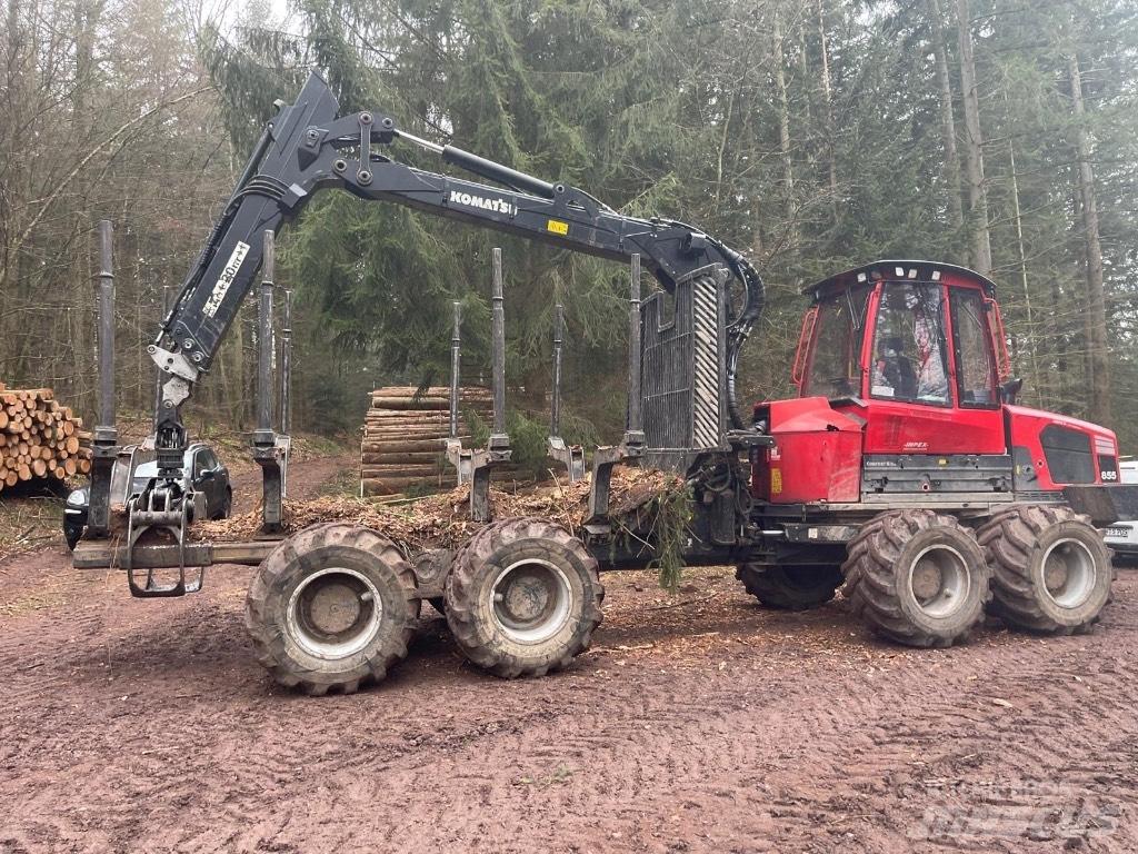 Komatsu 875 集運機