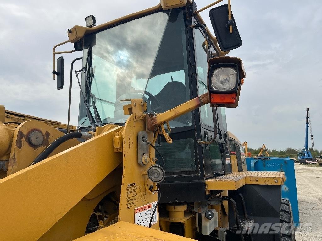 CAT 938 G II 輪胎式裝載機