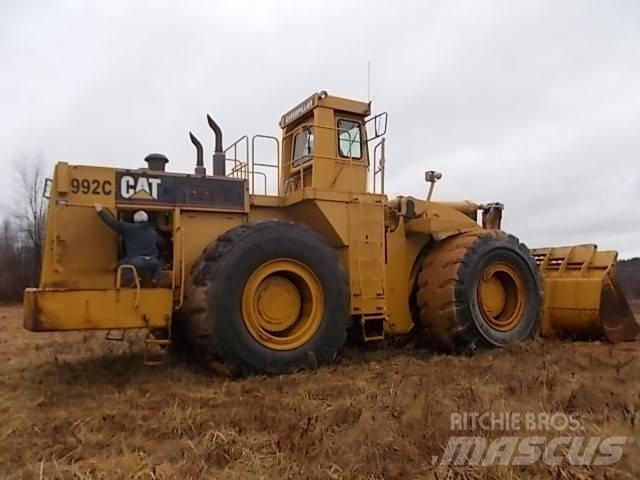 CAT 992C 輪胎式裝載機