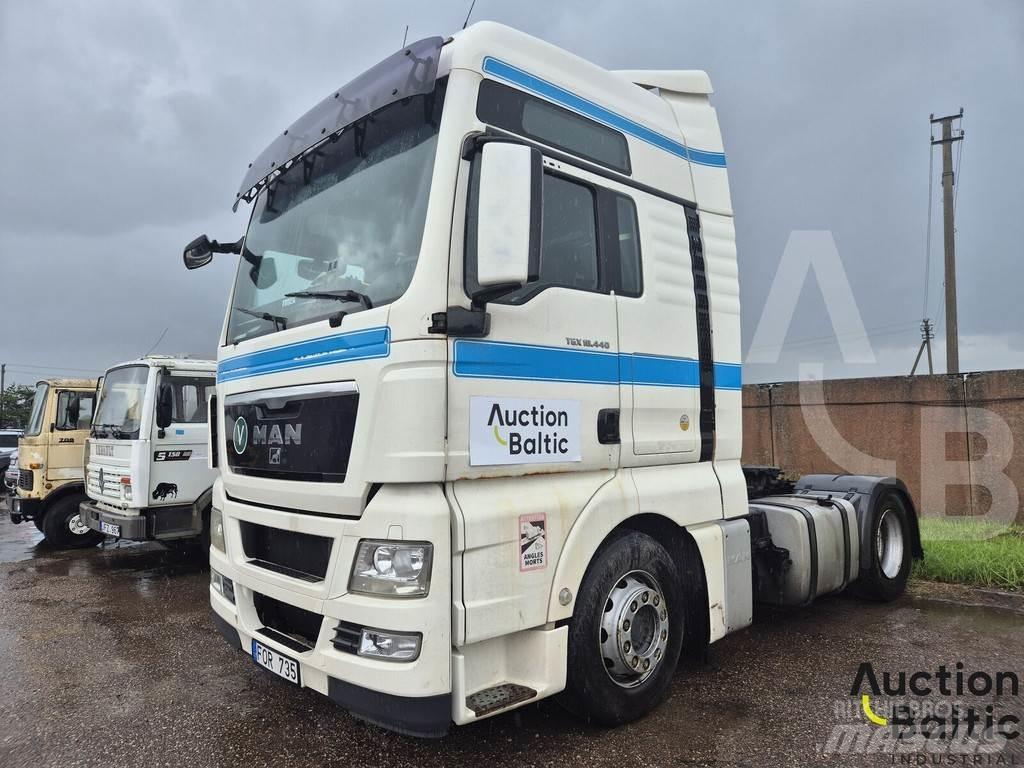 MAN TGX18.440BLS 曳引機組件