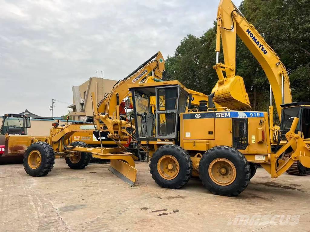 SEM 919 平土機