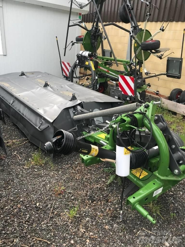 Fendt Slicer 320 P 割草劑