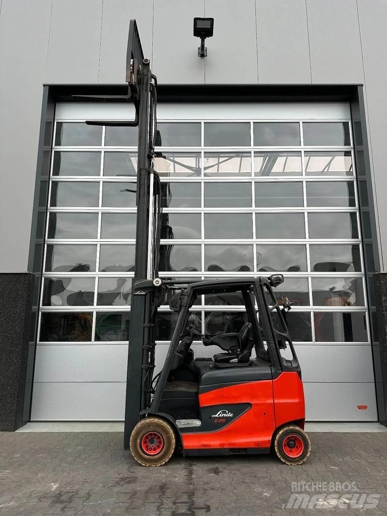 Linde E 25/600 HL 電動堆高機